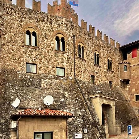 Serravalle Castle Apartment Eksteriør billede