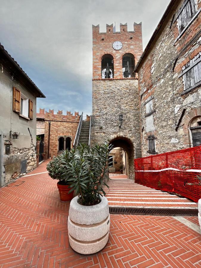 Serravalle Castle Apartment Eksteriør billede